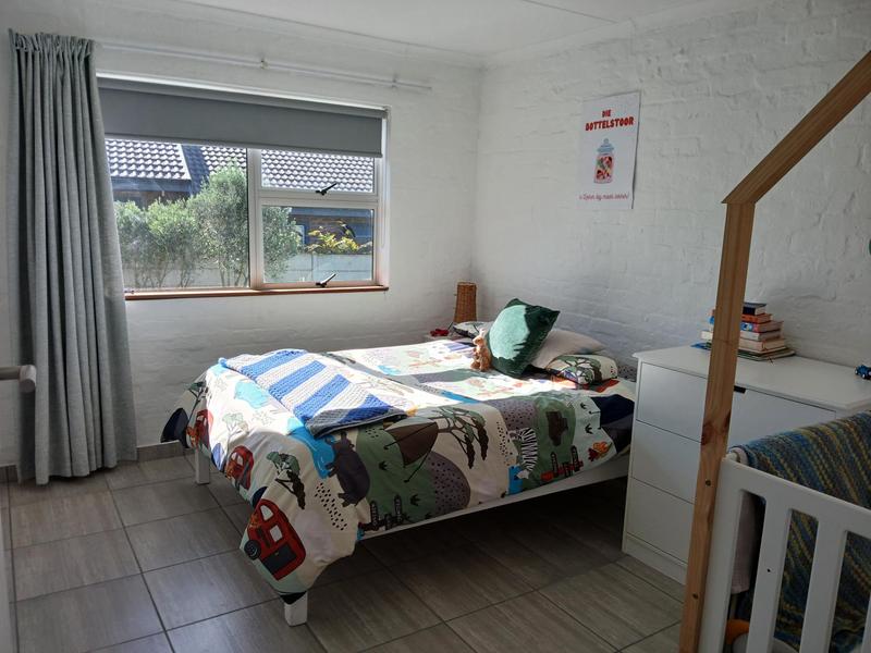 2 Bedroom Property for Sale in Stilbaai Wes Western Cape